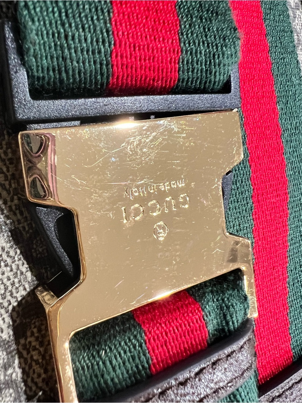 Gucci GG Supreme Crossbody Bag in Beige/Brown with Green-Red Web - Picture 11 of 13